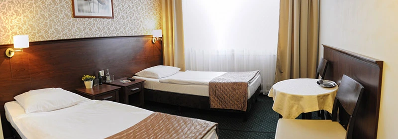 готель номери апартаменти відпочинок корчма заходи Польща Біла Підляська